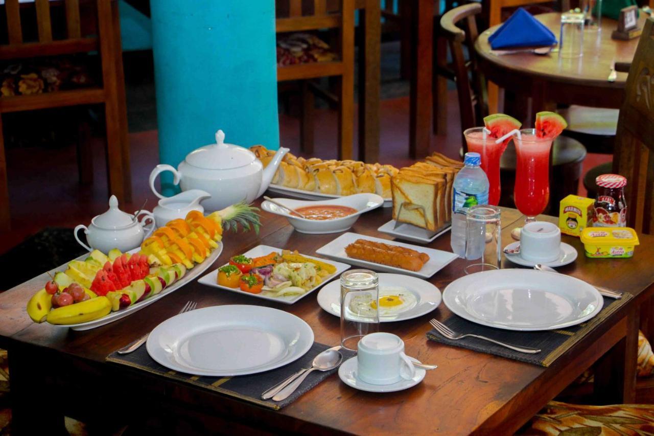 Hungry Lion Sigiriya Hotel Exterior photo